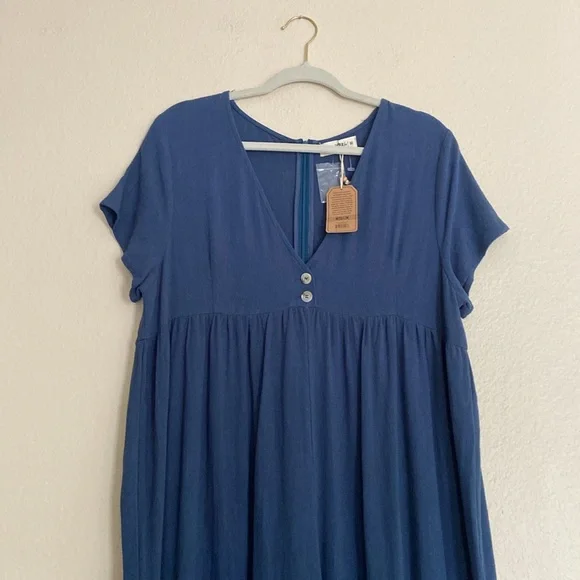 NATURAL LIFE Avery Blue V-Neck Wide-Leg Jumpsuit, Size Medium - Picture 3 of 11